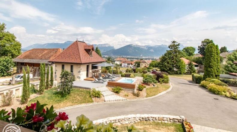 Le Paon Bleu Annecy Poisy住宿加早餐旅馆 外观 照片