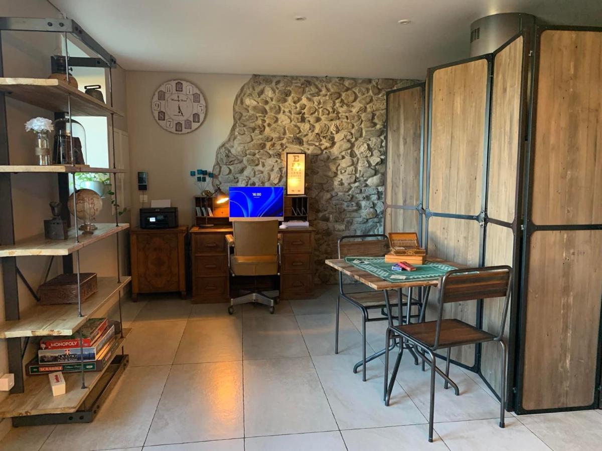 Le Paon Bleu Annecy Poisy住宿加早餐旅馆 外观 照片